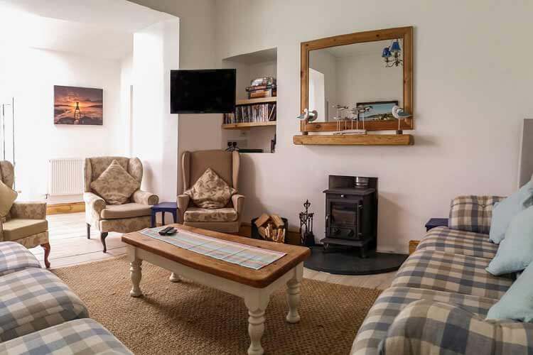 Angorfa Cottage - Image 2 - UK Tourism Online