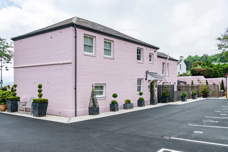 Ben and Hollys Hideaways - Image 1 - UK Tourism Online