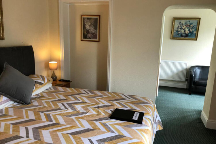 Bron Menai Guest House - Image 3 - UK Tourism Online