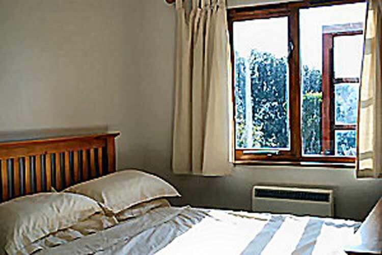 Bryn Annas Chalet - Image 4 - UK Tourism Online