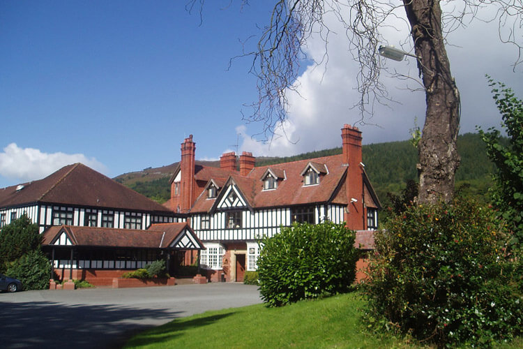 Bryn Howel Hotel - Image 1 - UK Tourism Online