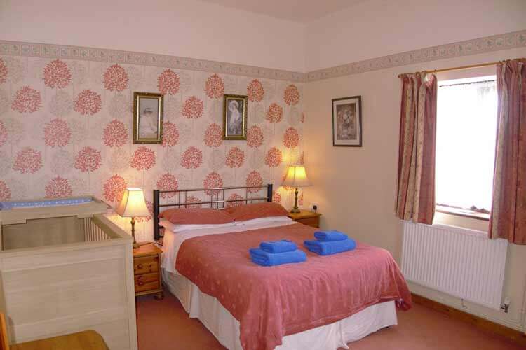 Cae Berllan Cottages - Image 3 - UK Tourism Online