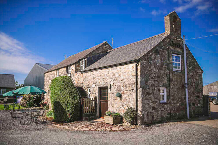 Crugan Farm - Image 1 - UK Tourism Online