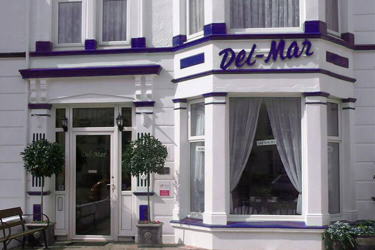 Del Mar Bed and Breakfast - Image 1 - UK Tourism Online