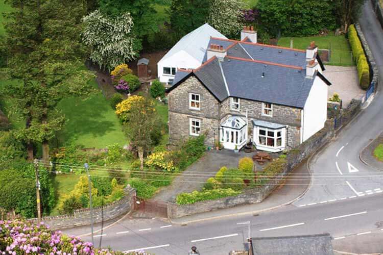 Dolawel Guest House - Image 1 - UK Tourism Online