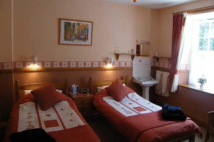 Glan Llugwy Guest House - Image 3 - UK Tourism Online