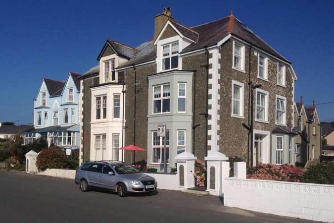 Glanllifon Bed & Breakfast Thumbnail | Criccieth - North Wales | UK Tourism Online