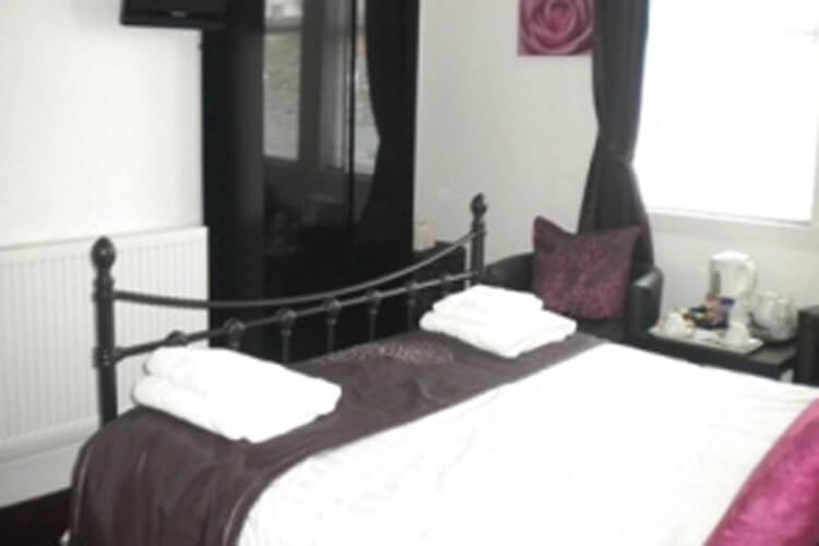 Glenavon Guest House - Image 3 - UK Tourism Online