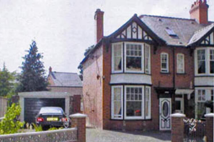 Glenwood Bed and Breakfast - Image 1 - UK Tourism Online