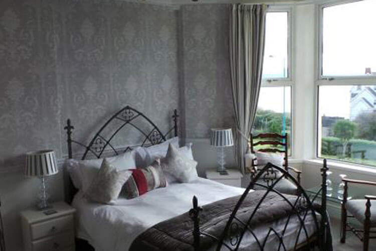 Glyn Y Coed Hotel - Image 2 - UK Tourism Online