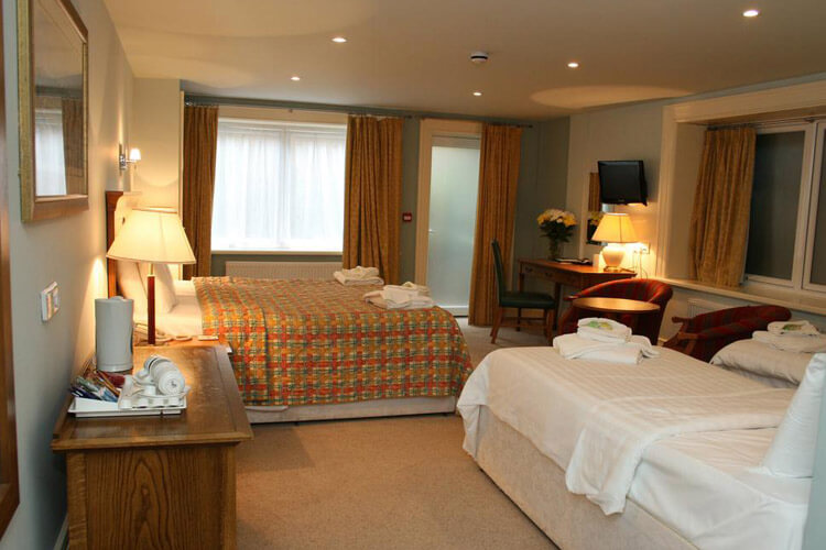 Hotel Cymyran - Image 4 - UK Tourism Online