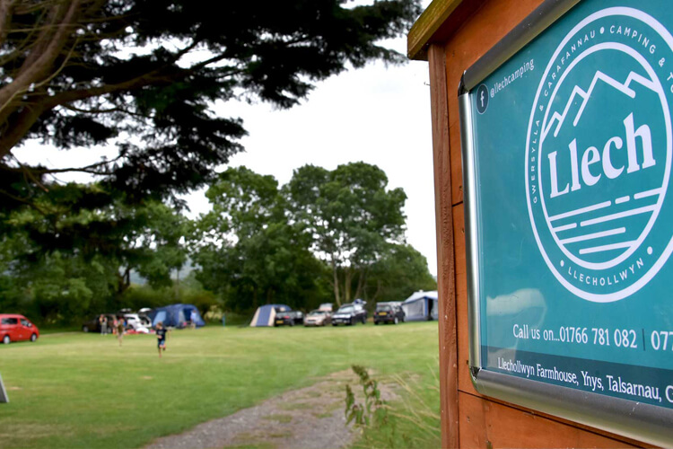 Llech Camping & Touring Site - Image 1 - UK Tourism Online