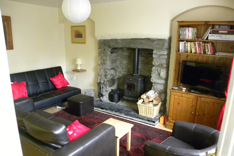 Llwyn Celyn Cottages - Image 2 - UK Tourism Online