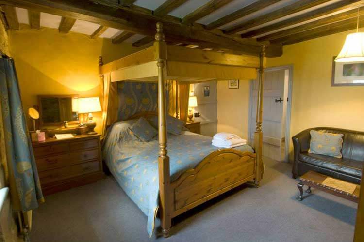 Llwyndu Farmhouse Hotel - Image 3 - UK Tourism Online