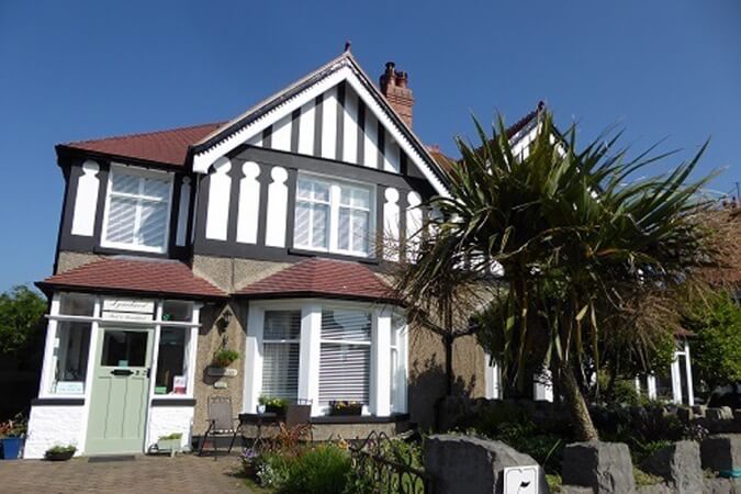 Lymehurst Bed and Breakfast Thumbnail | Llandudno - North Wales | UK Tourism Online