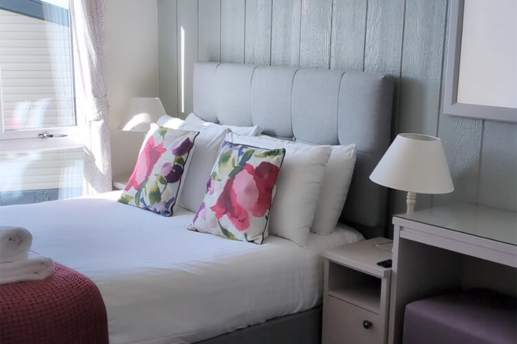 Lyons Caerelwan Holiday Park - Image 3 - UK Tourism Online