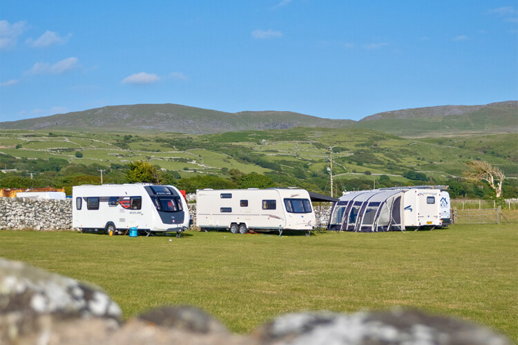 Lyons Moelfre View Holiday Park - Image 2 - UK Tourism Online