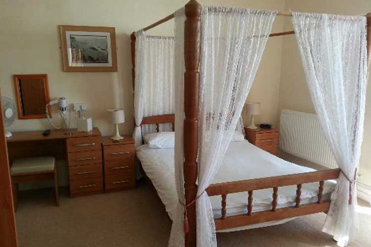 Mor Wyn Guest House - Image 2 - UK Tourism Online