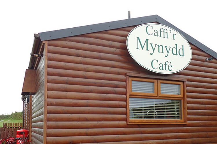 Mynydd Mawr Caravan & Camping Site - Image 3 - UK Tourism Online
