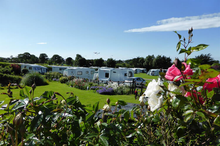 Nant Mill Caravan & Camping Park - Image 2 - UK Tourism Online