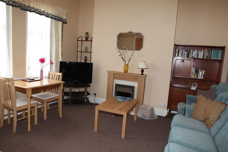 Oaklawn Apartments - Image 2 - UK Tourism Online