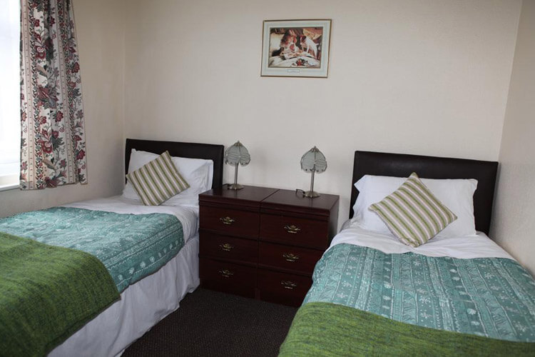 Oaklawn Apartments - Image 4 - UK Tourism Online