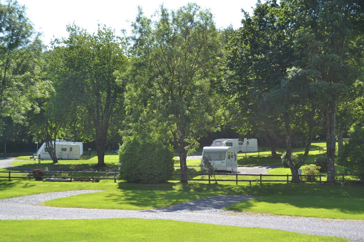 Pen y Bont Touring & Camping Park - Image 1 - UK Tourism Online