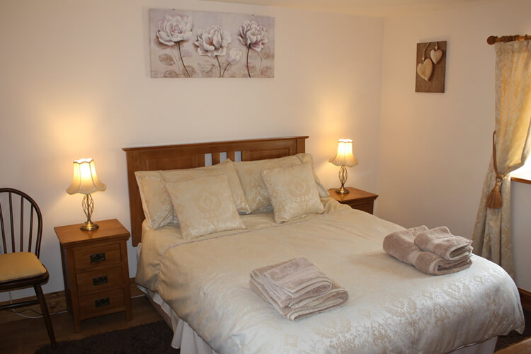 Pendre Uchaf Holiday Cottage - Image 2 - UK Tourism Online