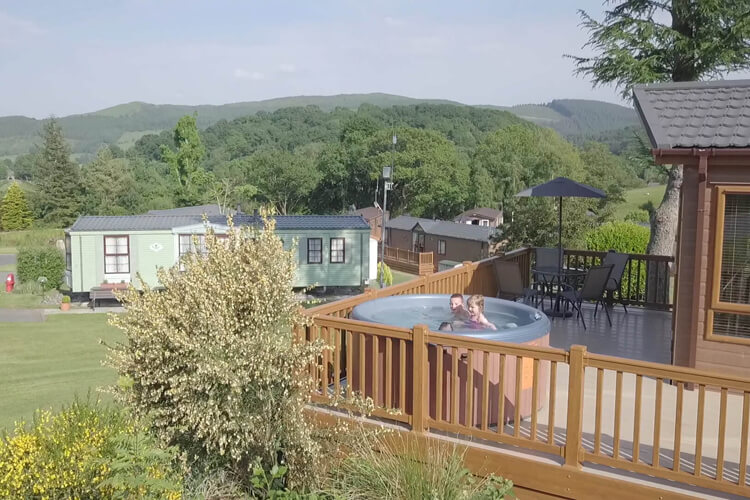 Pen y Garth Holiday Park - Image 1 - UK Tourism Online