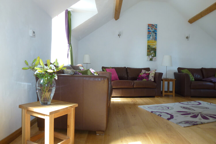 Plas Llanfair Cottages - Image 5 - UK Tourism Online