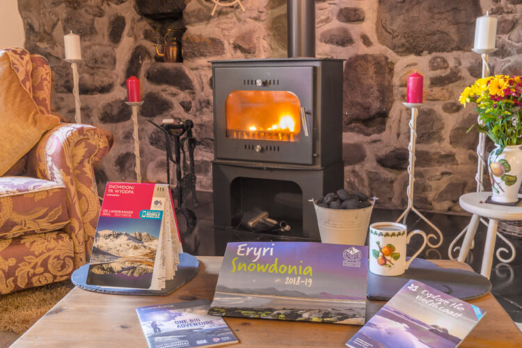 Rhos Country Cottages - Image 2 - UK Tourism Online