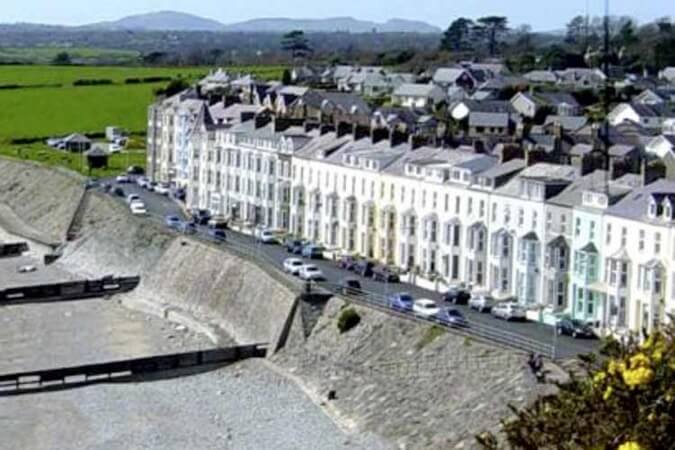 SeaSide Thumbnail | Criccieth - North Wales | UK Tourism Online