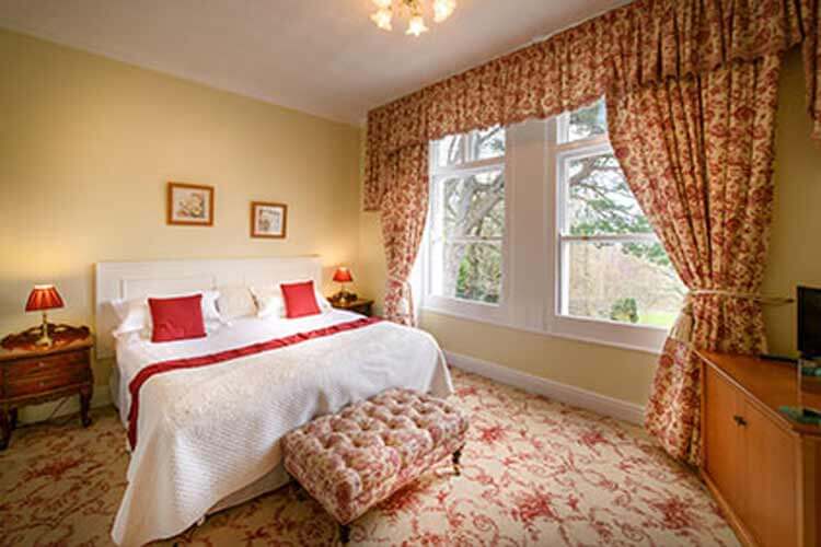 Sychnant Pass Country House - Image 1 - UK Tourism Online