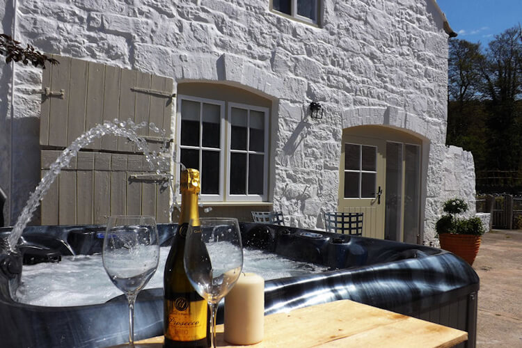 The Coach House at Maes y Coed Farm - Image 5 - UK Tourism Online