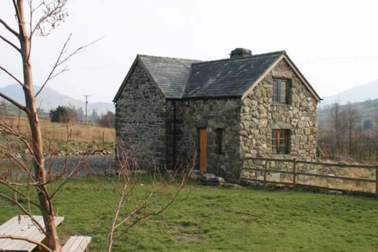 The Snowdon Cottage - Image 1 - UK Tourism Online