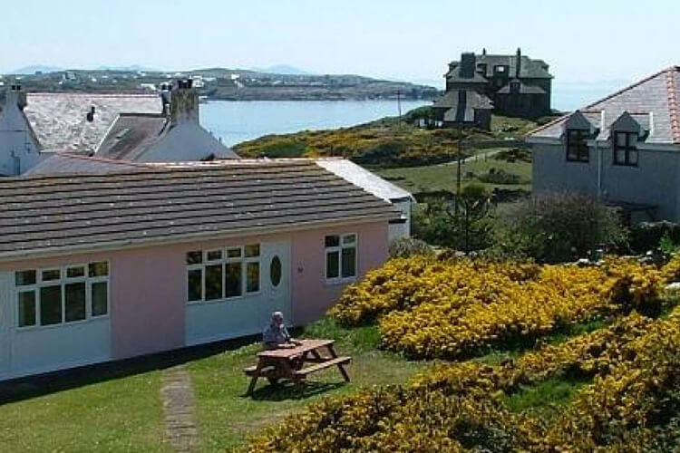 Trearddur Holiday Bungalows - Image 1 - UK Tourism Online