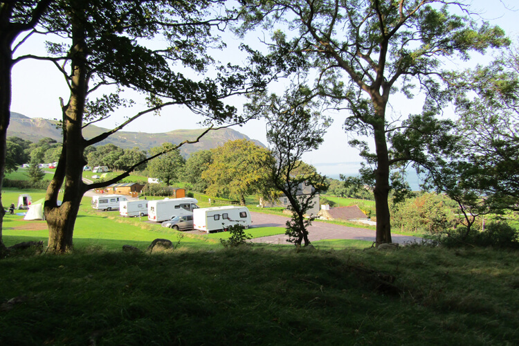 Trwyn-yr-Wylfa Camping Site - Image 4 - UK Tourism Online