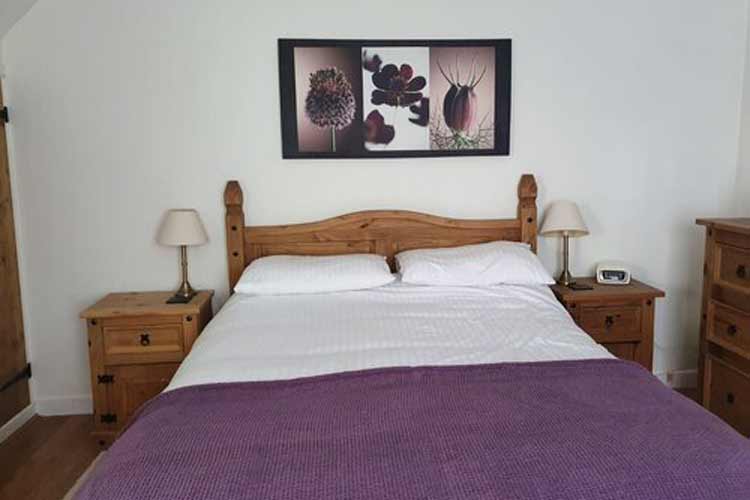 Tyn-y-Fron Cottage - Image 2 - UK Tourism Online