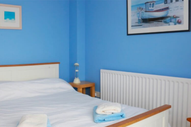 Tywyn Beach House - Image 3 - UK Tourism Online