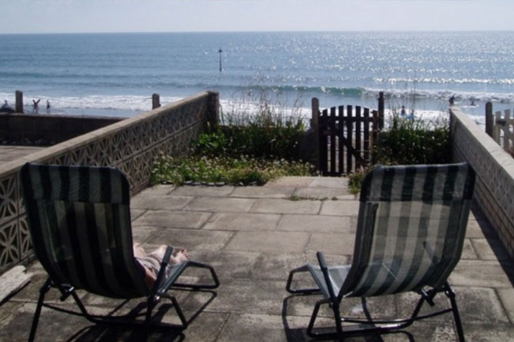 Tywyn Beach House - Image 5 - UK Tourism Online