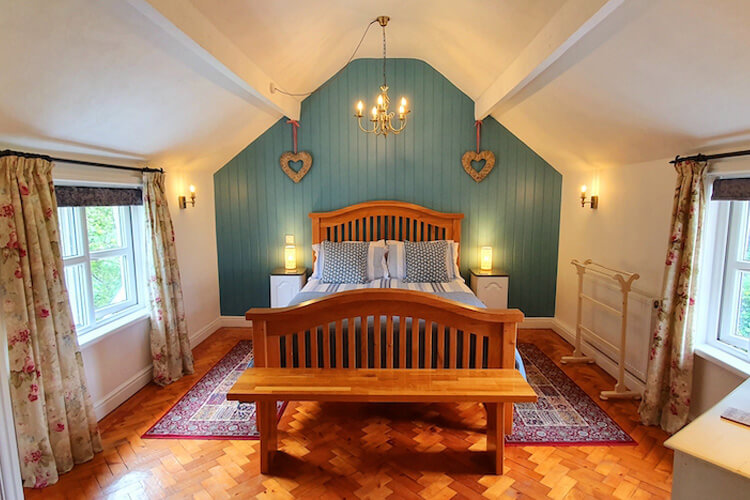 Vale View Cottages - Image 4 - UK Tourism Online