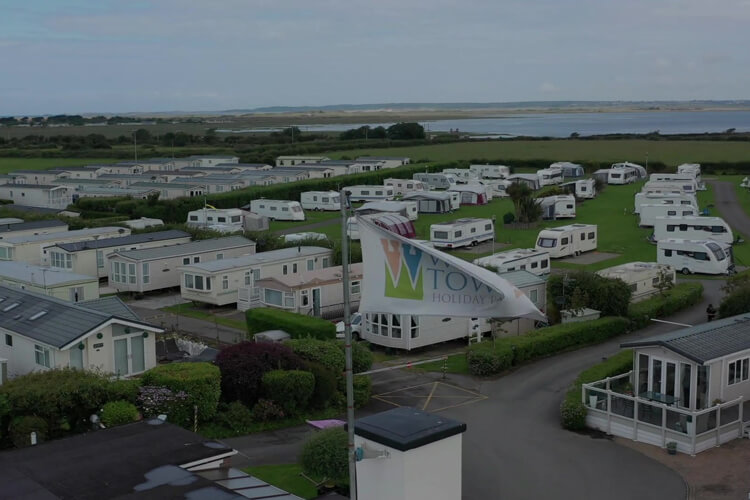 White Tower Caravan Park - Image 1 - UK Tourism Online