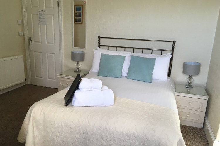 Wylfa Bed And Breakfast - Image 3 - UK Tourism Online