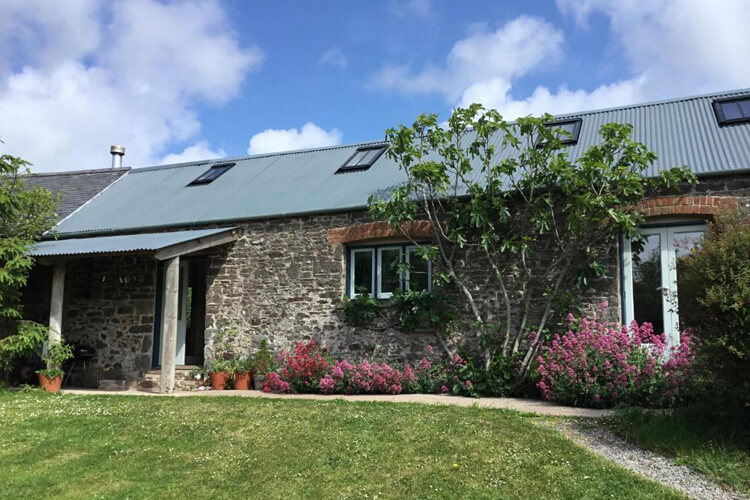 Barafundle Barns - Image 1 - UK Tourism Online