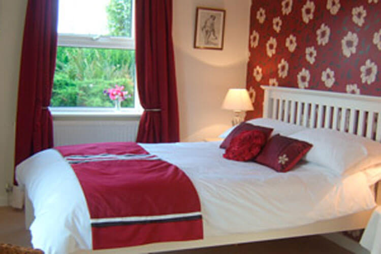 Brynhaul Bed & Breakfast - Image 1 - UK Tourism Online