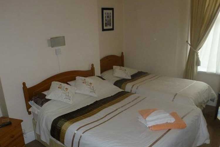 Clement Dale Guest House - Image 3 - UK Tourism Online