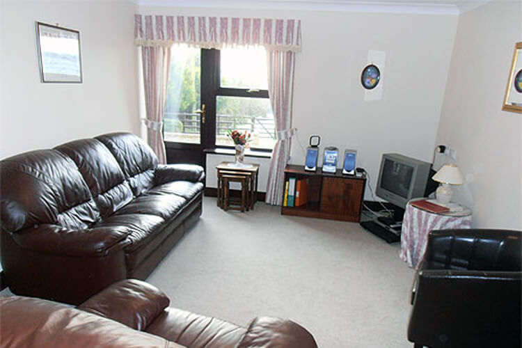 Cloverdale Cottage - Image 2 - UK Tourism Online