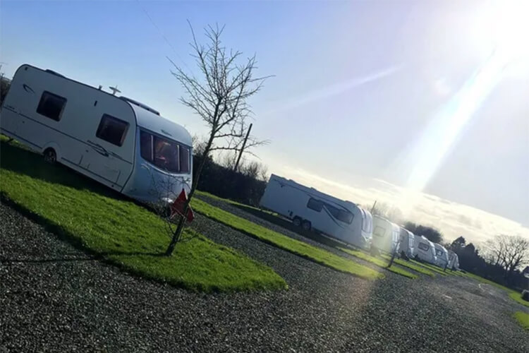Creampots Touring Caravan & Camping - Image 2 - UK Tourism Online