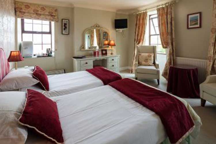 East Hook Farmhouse - Image 3 - UK Tourism Online