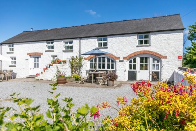 East Trewent Farm Thumbnail | Freshwater East - Pembrokeshire | UK Tourism Online